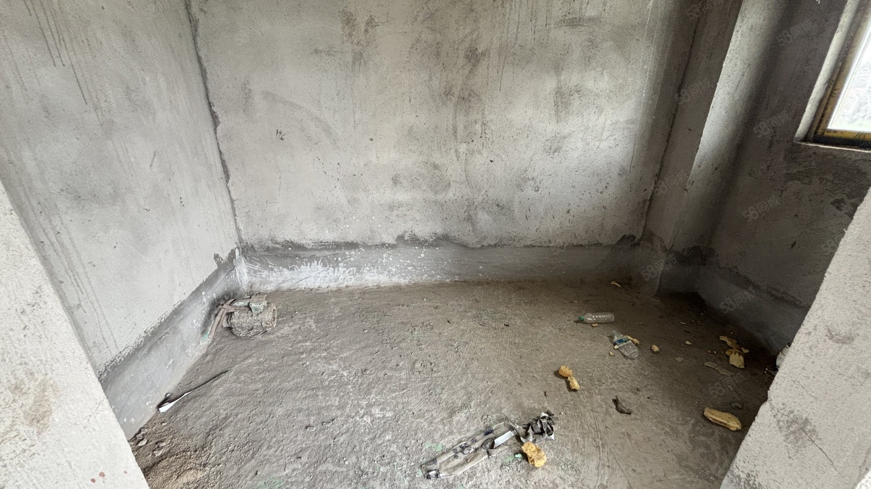 秀江印象7室2厅2卫270㎡南北150万