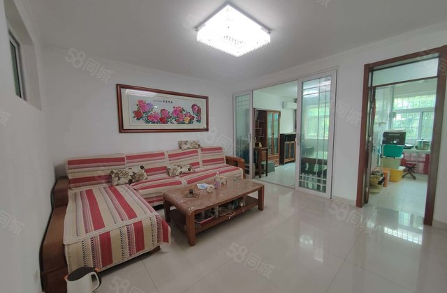 湖边 阳光实验 颐馨园二期 精装三室电梯房 免大税 带车库