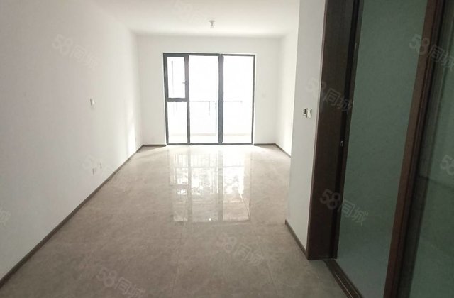 桃李天悦，  房，好户型，带车位带储藏室，南北通透，户型方正