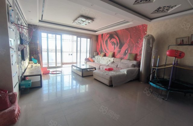 湖边房 三叶草户型 中通时代豪园 四室双卫格局 商业配套齐全