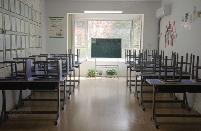 清风和庐 三叶草 一楼带车位地下室 看房方便