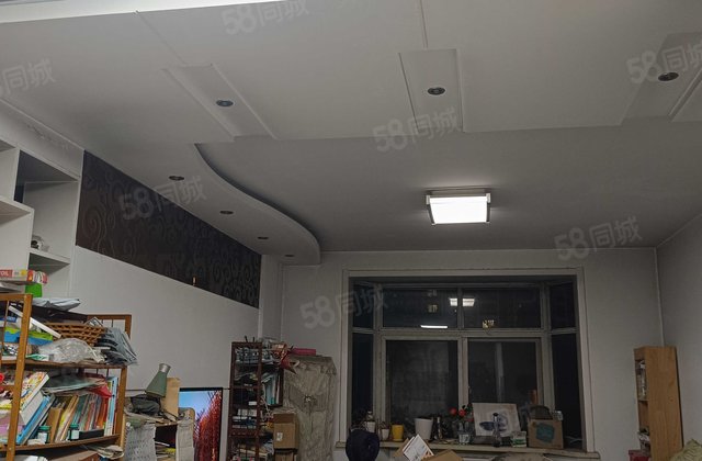 文轩本部 闸口东翰林人家小区多层电梯房
装修 房东直卖价可议