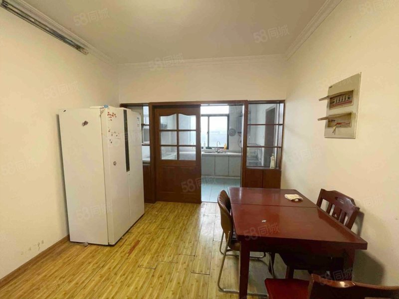 鑫茂花园3房1卫南北通透   大三房采光通风好带阁楼