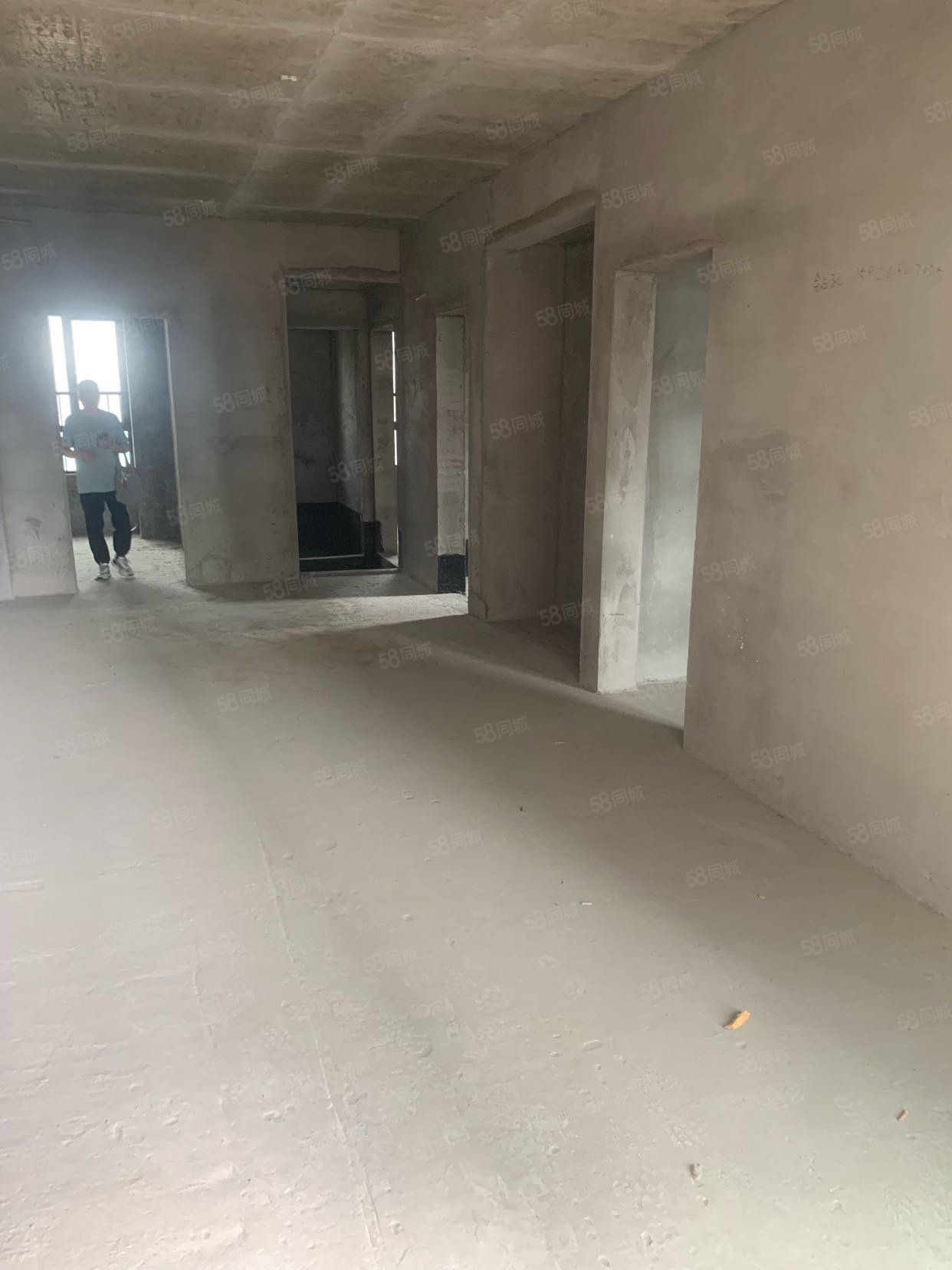 力标澴河壹号院3室2厅2卫108㎡南58万