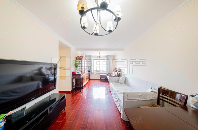 椿樹園奧運(yùn)社區(qū)2室1廳1衛(wèi)68㎡西南688萬