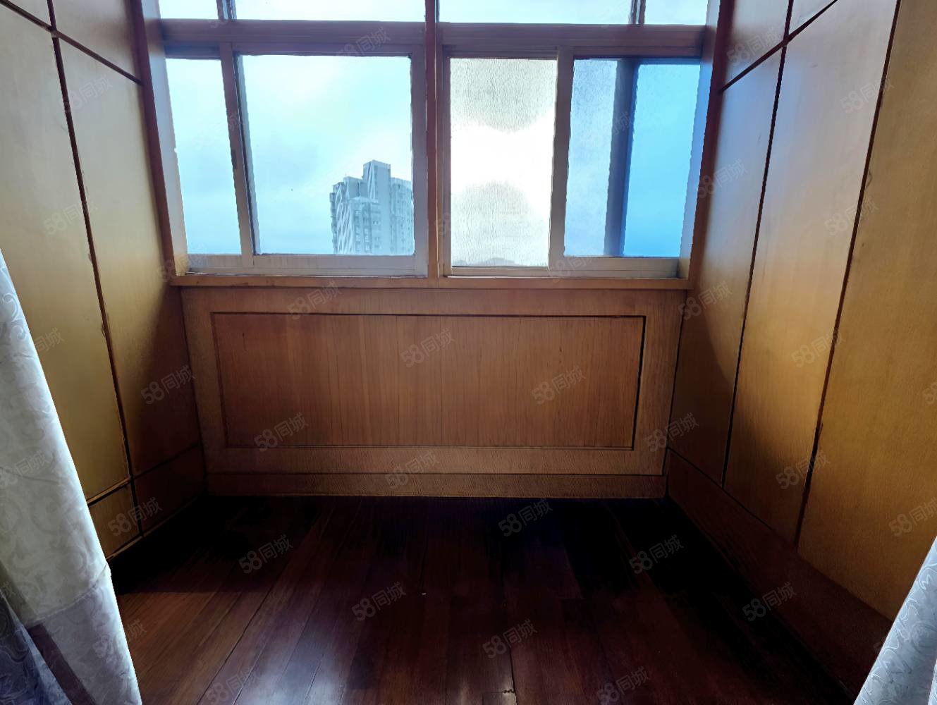 宏发明珠3室2厅1卫100㎡南北43万