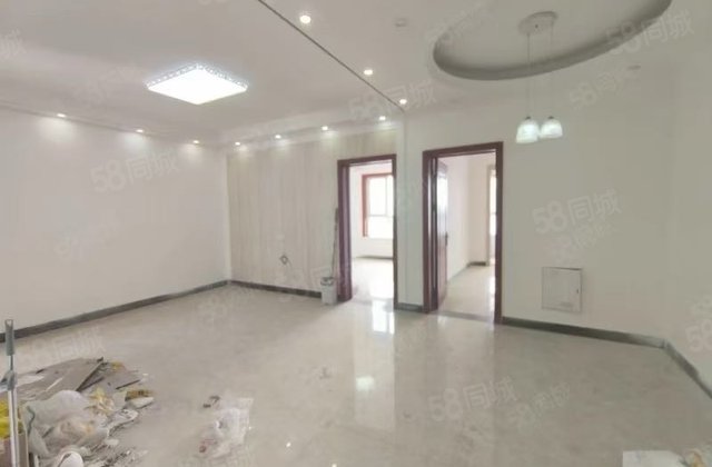 星美城市广场 一梯两户好楼层  三居好户型 送车位储藏室