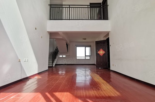 文轩 外国语 龙湾 恒大名都 复式带露台 车位 挑高客厅