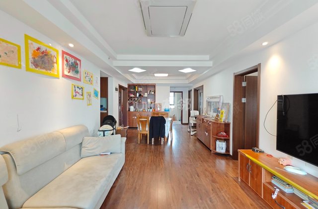 万科里金域国际(一二期)4室2厅138.77㎡235万二手房图片