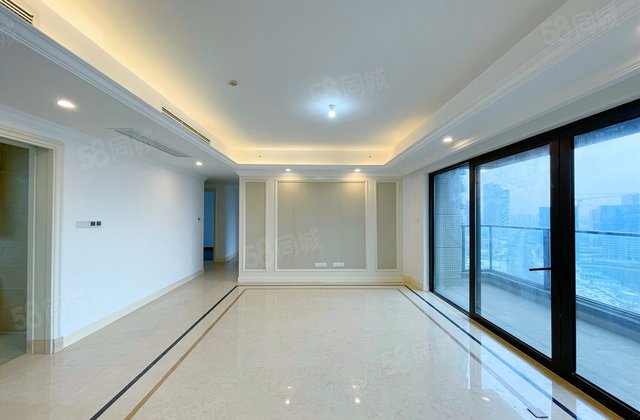 融创玖棠府4室2厅180.3㎡360万二手房图片