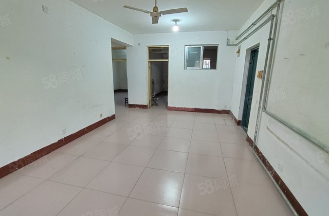 急售 文轩 闸南西区 东关民族   三楼 南北通透 送储藏室