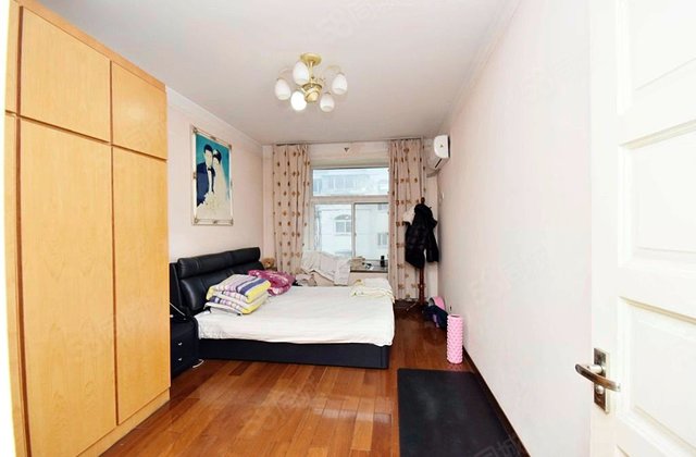 汇宝花园3室2厅151㎡110万二手房图片