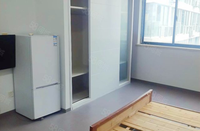 皇家丽晶1室1厅40㎡22万二手房图片