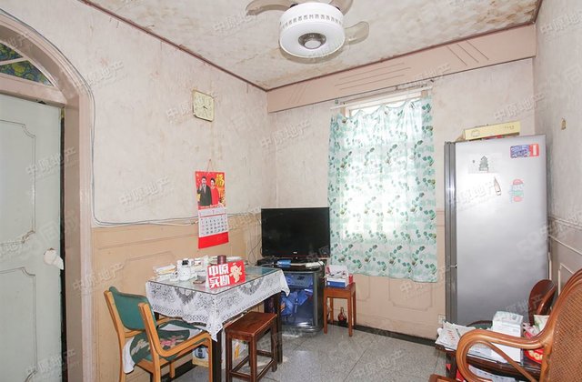 申泉小区2室1厅60.73㎡380万二手房图片