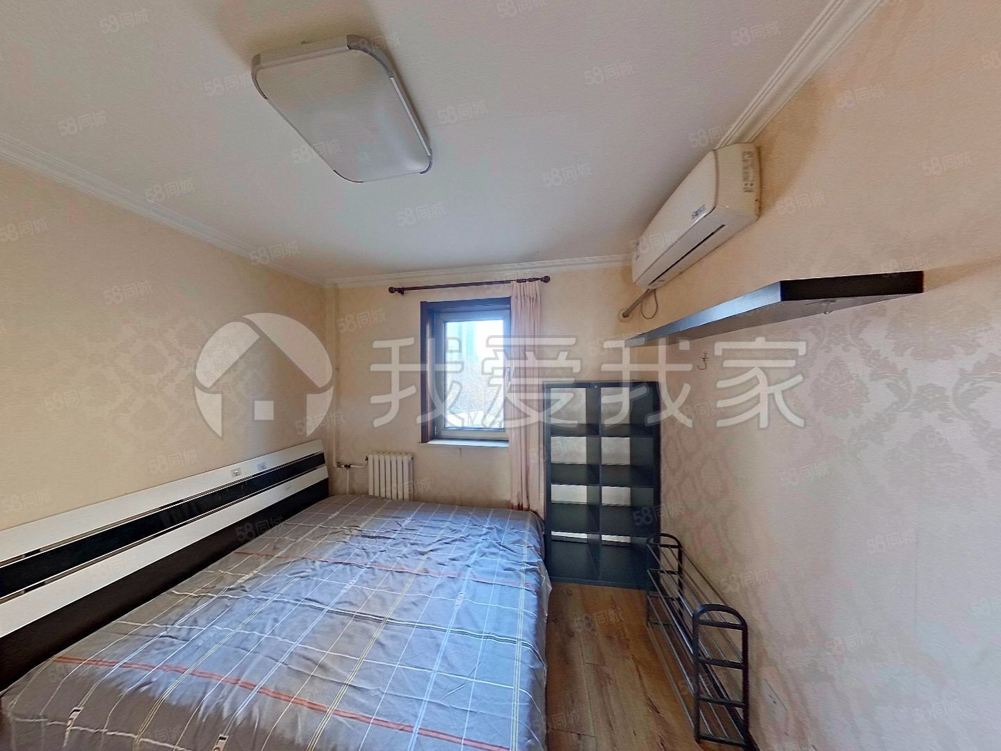 東方東路小區(qū)2室1廳1衛(wèi)59.33㎡南300萬