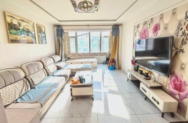 万龙花园2室2厅110㎡75万二手房图片