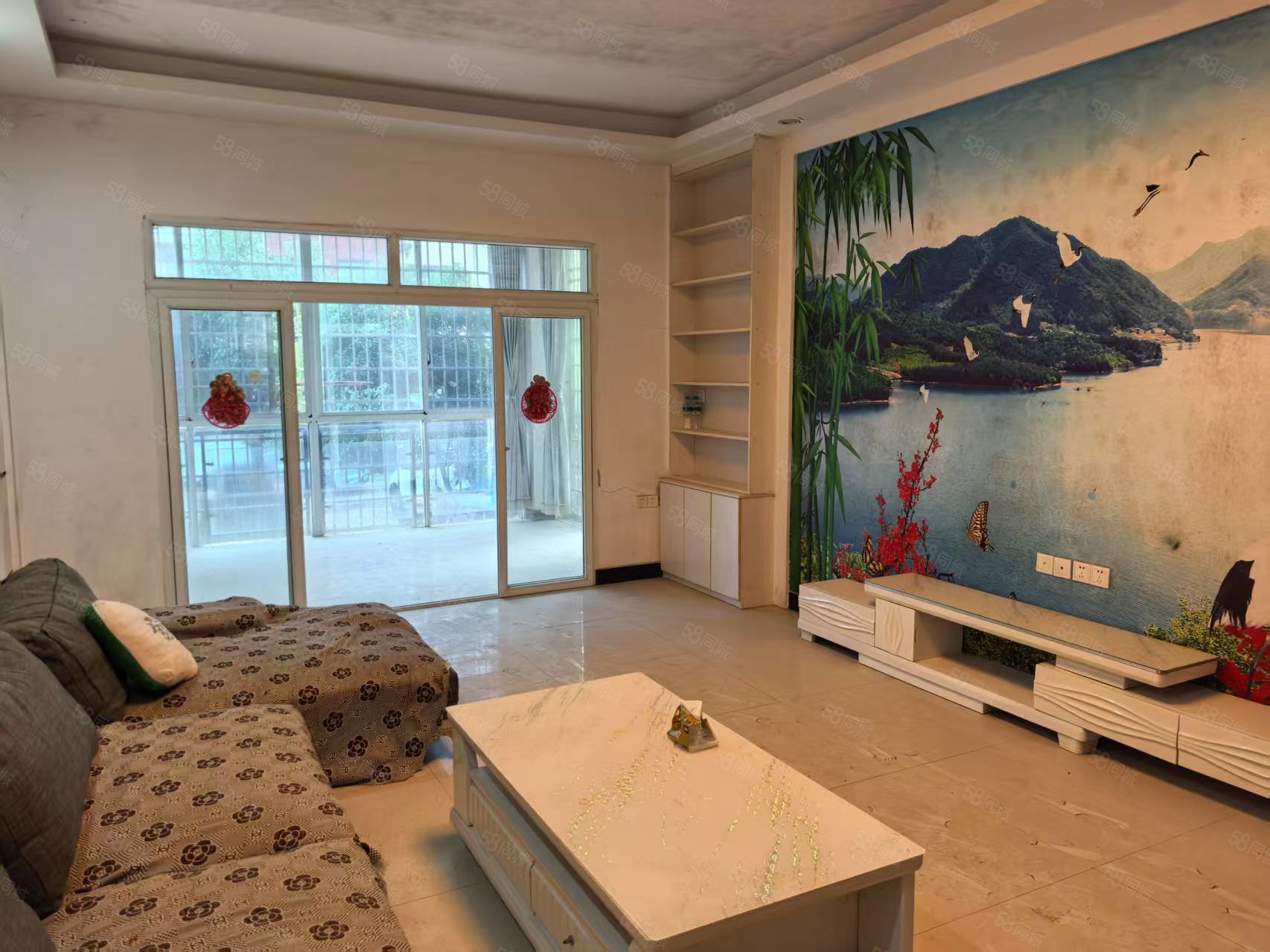 帝景豪庭3室2厅2卫149.6㎡南北65万