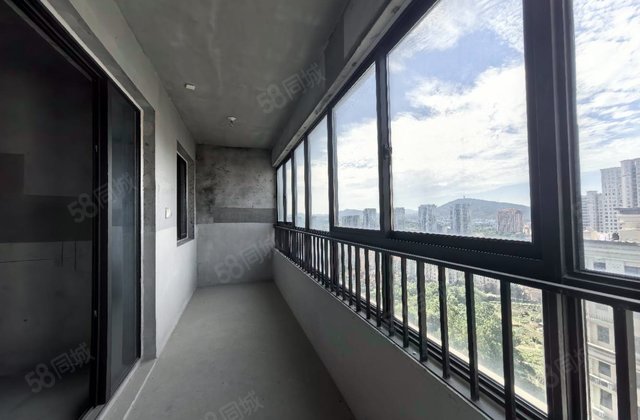 城建琥珀云台3室2厅107.8㎡68万二手房图片