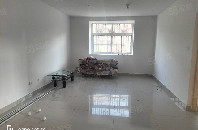 水岸新城，带阳面大车库，边户，房东急售