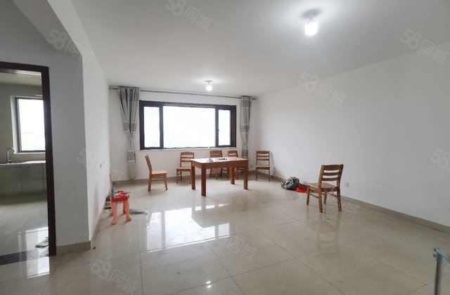 东苑中学 昌润莲城 滨湖新城 三室朝阳 带车位储藏室