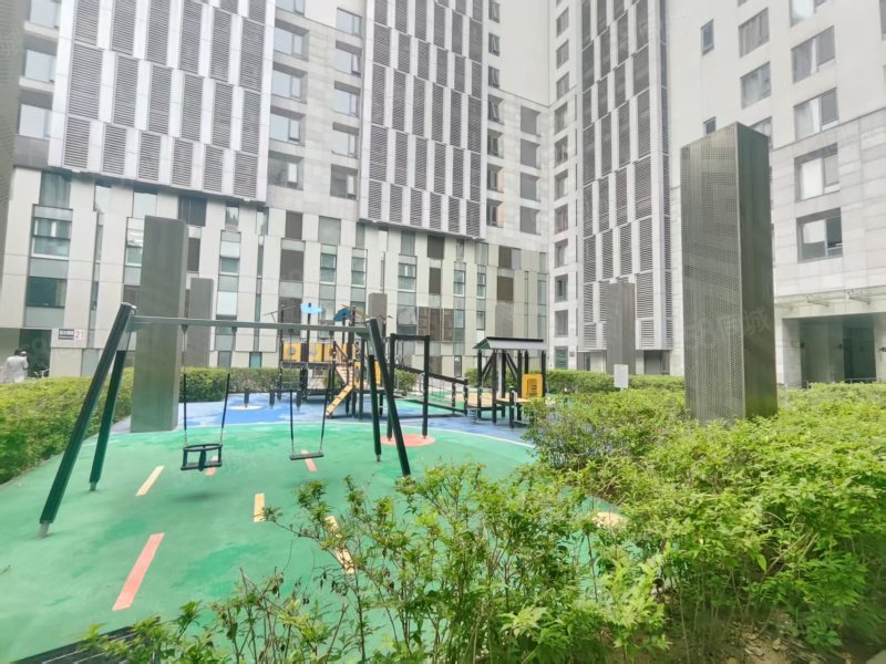 萬(wàn)科公園五號(hào)1室1廳1衛(wèi)91.87㎡南675萬(wàn)