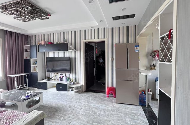 水岸花语！精装！边户，南北通透，东苑中学滨河实验！