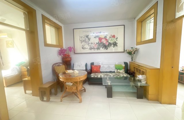 市委家属院！东昌中学！兴华路  ！好楼层正规三室！免大税！