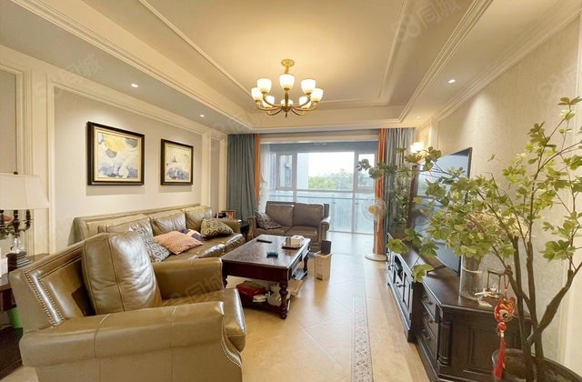 绿地468云锦六期4室2厅137㎡326万二手房图片