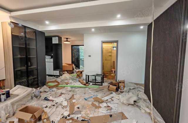 华盛豪园4室2厅179㎡180万二手房图片