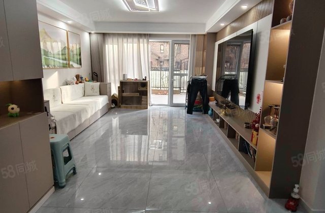 金山壹号3室2厅100㎡85万二手房图片