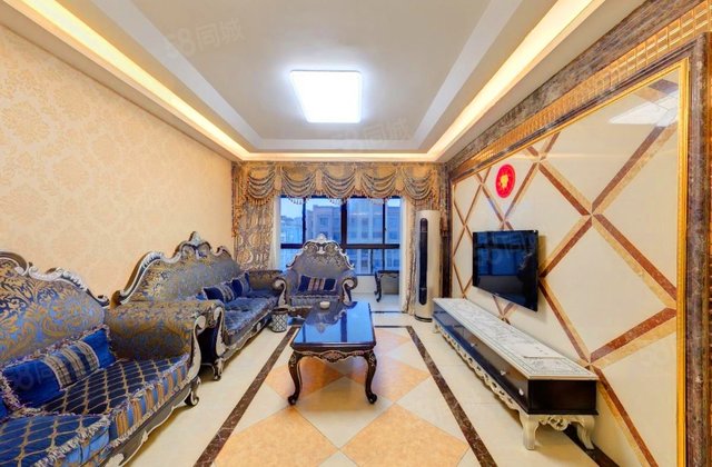 保利金香槟3室2厅109.27㎡220万二手房图片