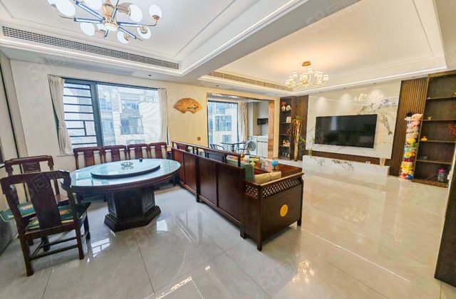 敏捷珑玥府6室2厅166.52㎡218万二手房图片