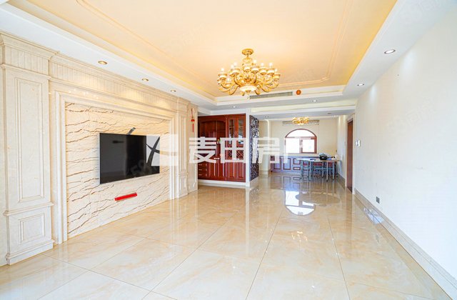 世茂湖滨首府(D区)3室2厅165.92㎡580万二手房图片