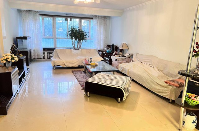 南门国际城4室2厅204㎡190万二手房图片