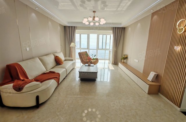 百里世家3室2厅120㎡59.8万二手房图片