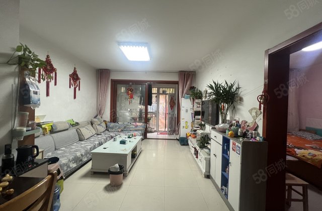 新城邦一楼带院 院子可进车 储藏室 水岸新城 香格里价格低