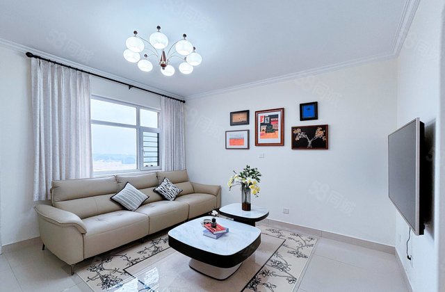 民生  ，颐中外国语。房子免大税，有储藏室。高楼层视野宽阔。