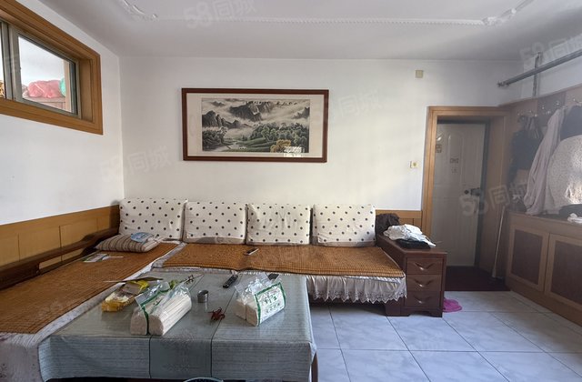 文轩本部 红旗巷 单位房 聊大西苑 多层2楼 停车方便