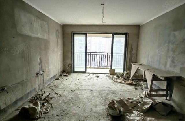 彰泰公园1号3室2厅124㎡46.5万二手房图片