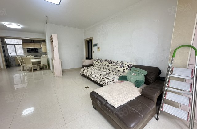 云沙诗意4室2厅140.17㎡48.8万二手房图片