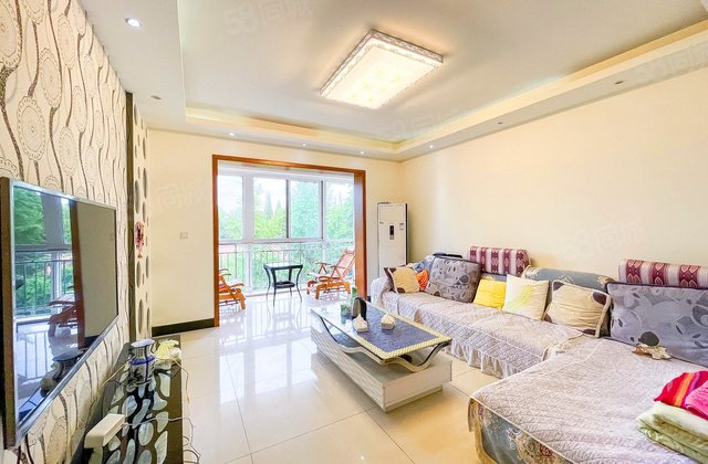 蜀郡杜鹃城4室2厅149㎡55万二手房图片