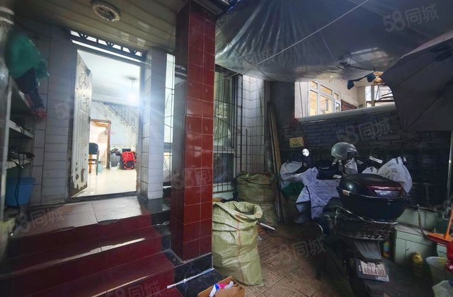 名流花园6室2厅135㎡139万二手房图片