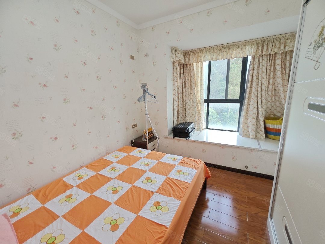 天麟汇景园2室2厅1卫78㎡南北59万