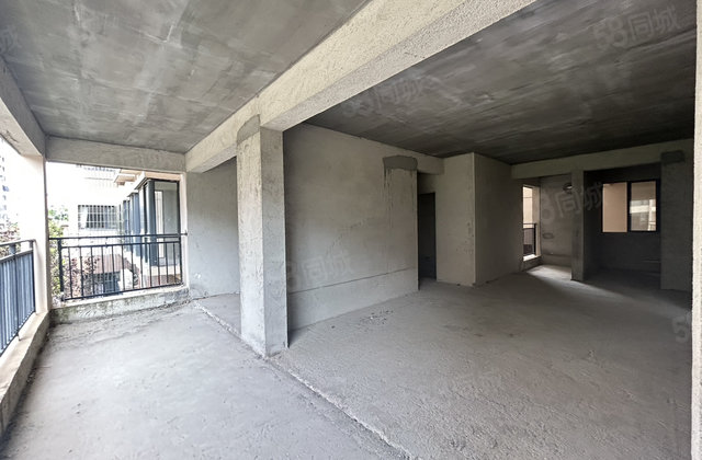 悦达天悦城锦绣花园5室2厅134㎡48.8万二手房图片