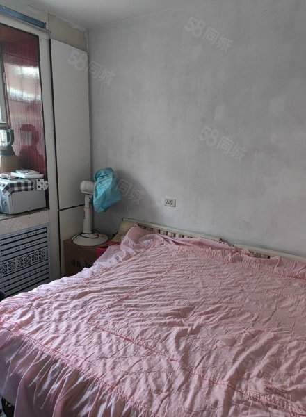 林业小区2室1厅1卫35.77㎡南北16万