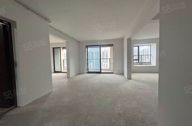 守望家园小区(南区)3室2厅131㎡90万二手房图片