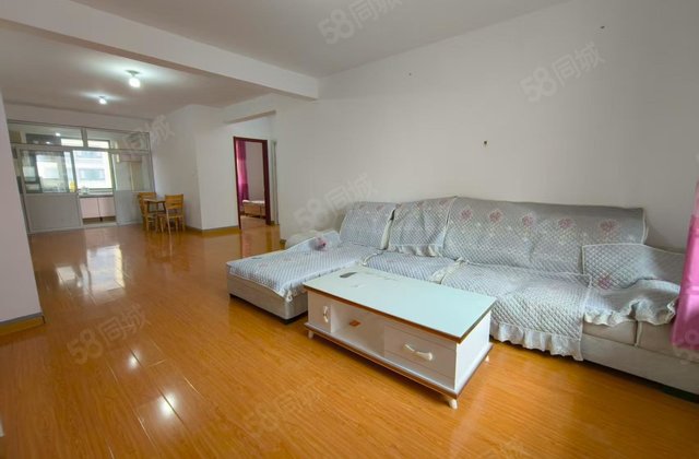 百合一期  ，前后楼距近百 ，四叶草户型，带车储，看房随时约