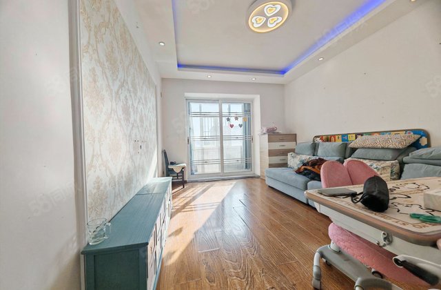 科技花园3室1厅65.17㎡130万二手房图片