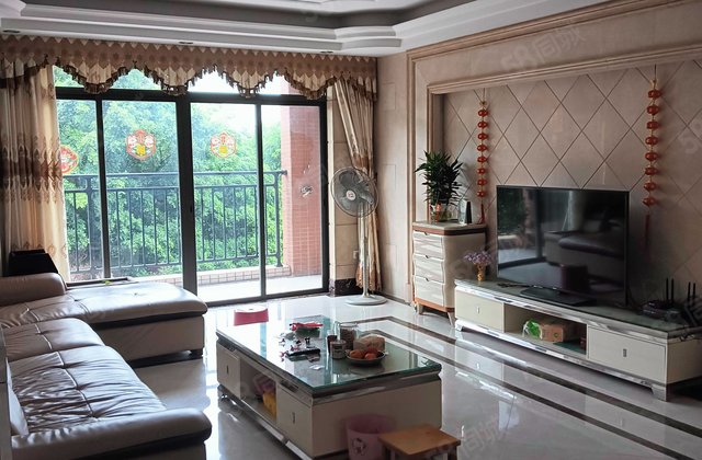 香堤水岸5室2厅160.12㎡280万二手房图片