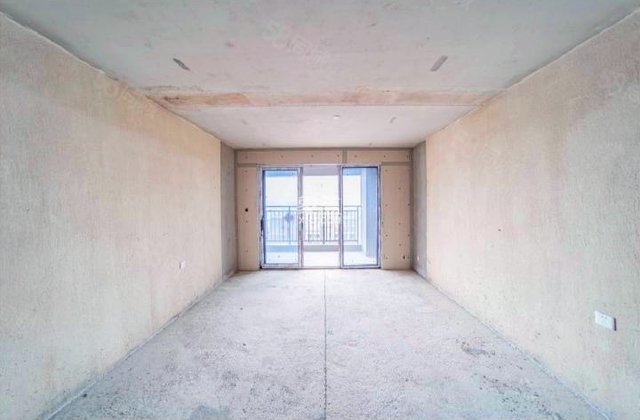 城发恒伟洋湖映20094室2厅122.71㎡130万二手房图片